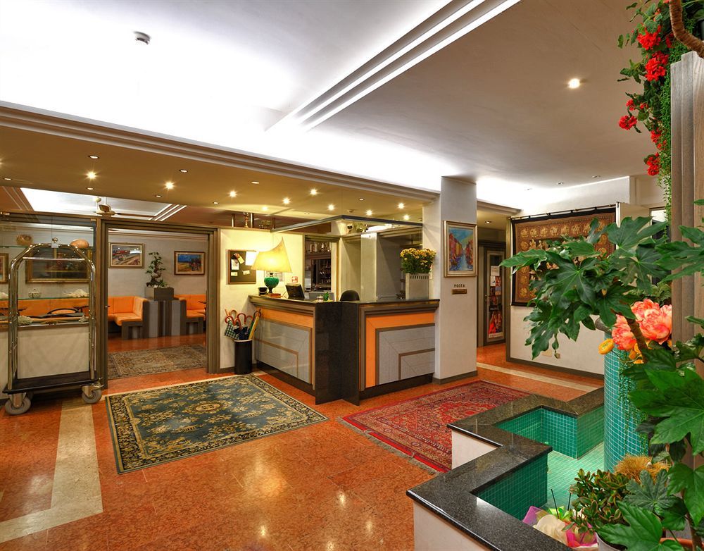Hotel Niagara リニャーノ・サッビアドーロ エクステリア 写真