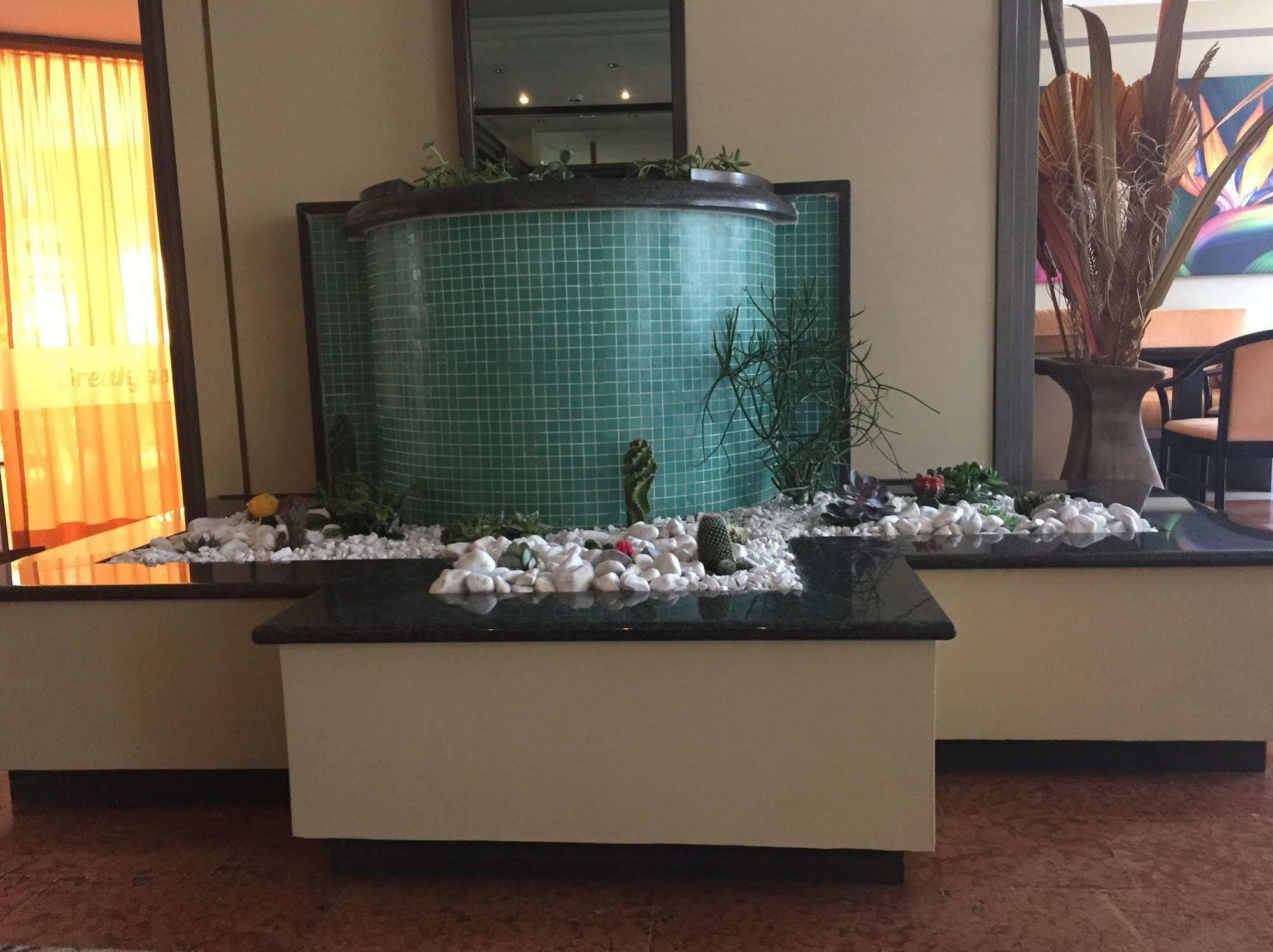 Hotel Niagara リニャーノ・サッビアドーロ エクステリア 写真